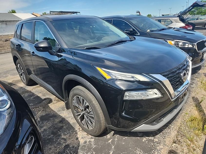 2022 NISSAN ROGUE SV