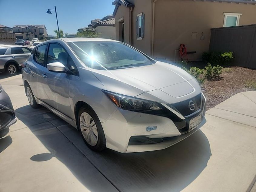 2021 NISSAN LEAF S