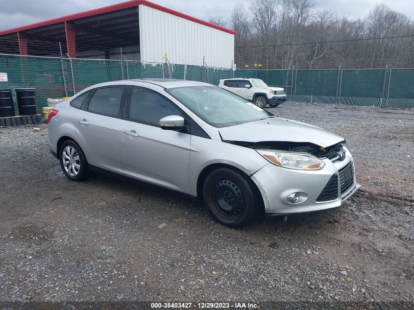 2012 FORD FOCUS SE