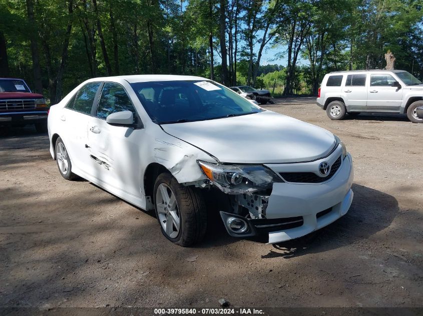 2013 TOYOTA CAMRY SE