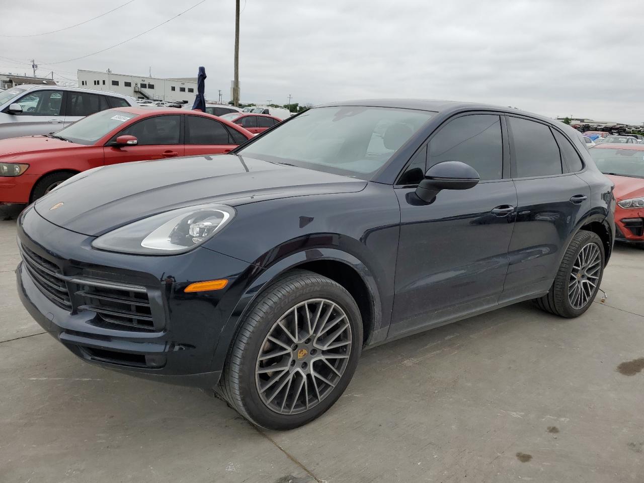 2019 PORSCHE CAYENNE