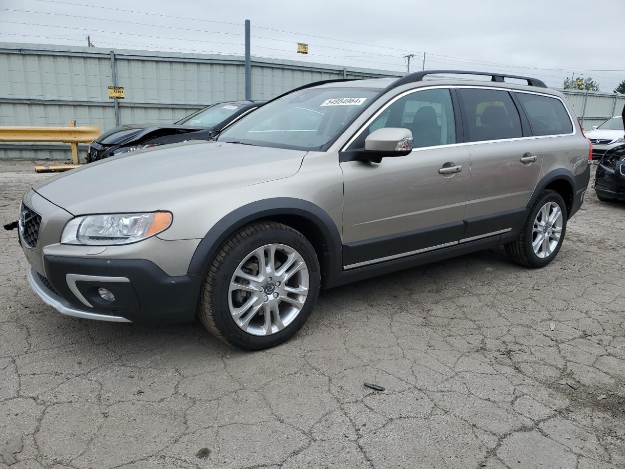 2016 VOLVO XC70 T5 PLATINUM