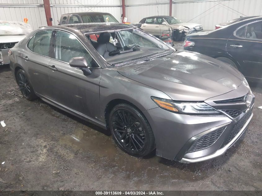 2021 TOYOTA CAMRY XSE