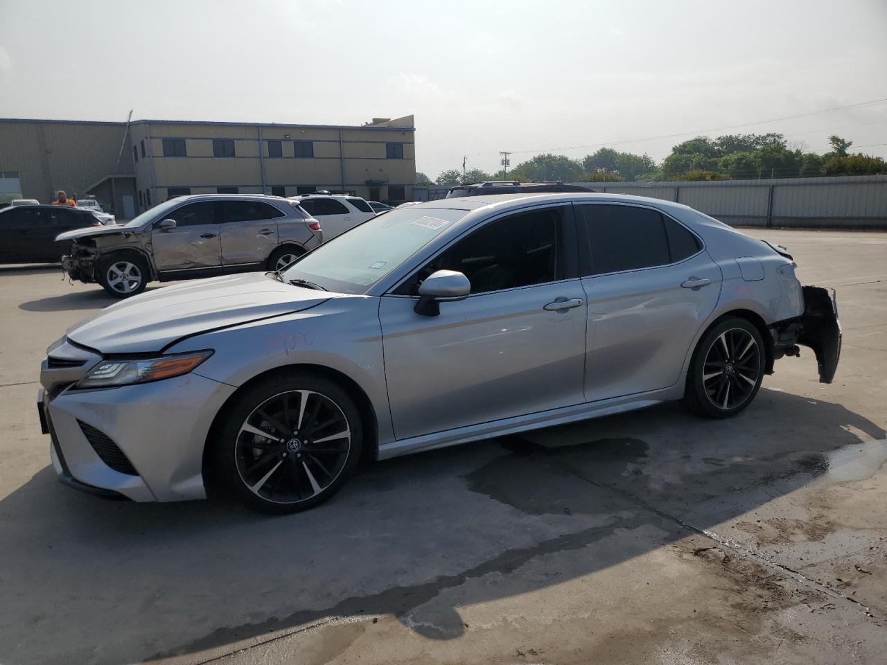 2018 TOYOTA CAMRY XSE