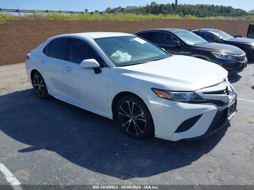 2019 TOYOTA CAMRY SE