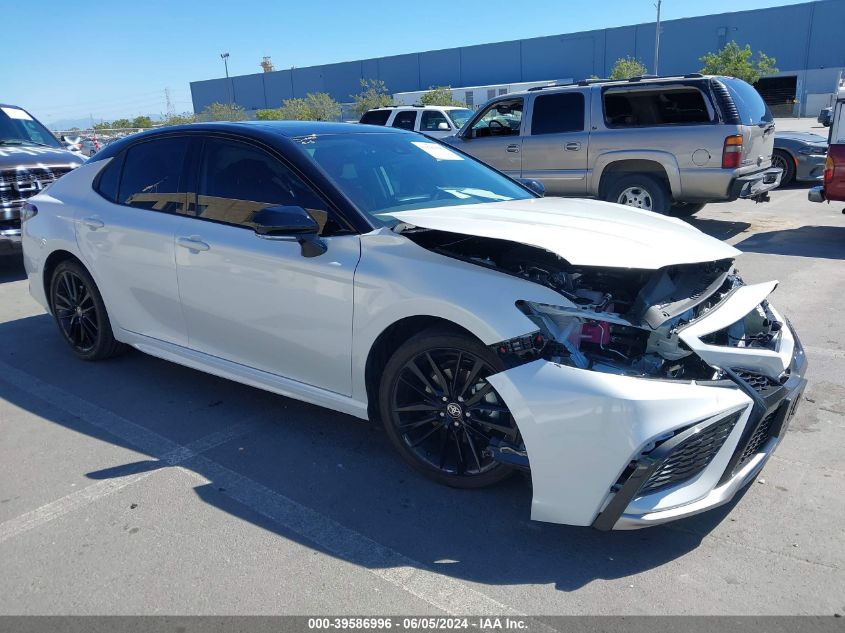 2024 TOYOTA CAMRY HYBRID XSE