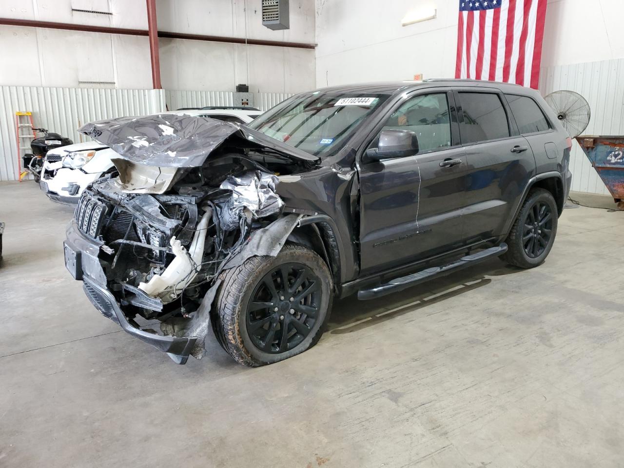 2019 JEEP GRAND CHEROKEE LAREDO