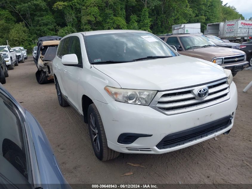 2011 TOYOTA HIGHLANDER BASE V6