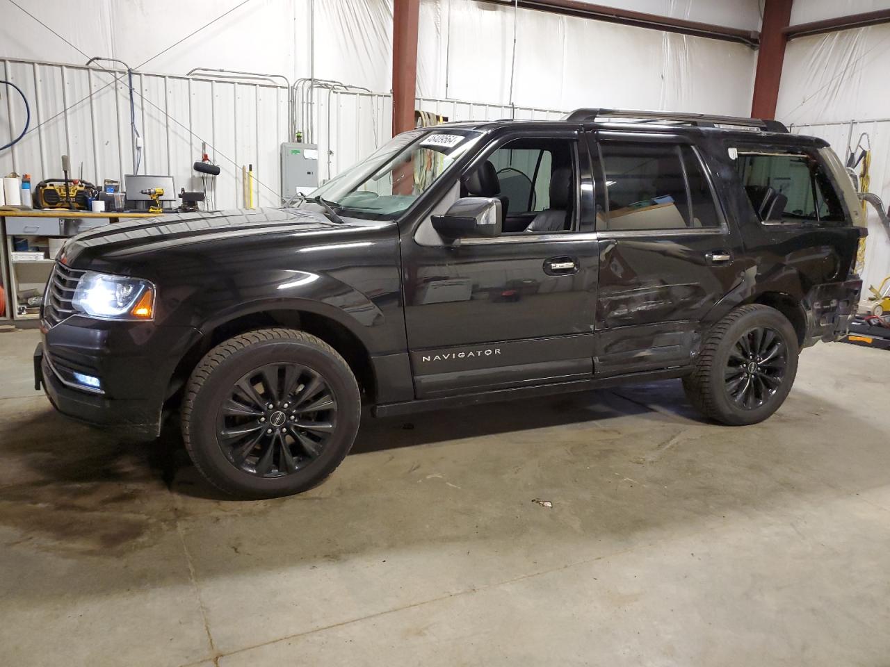 2015 LINCOLN NAVIGATOR