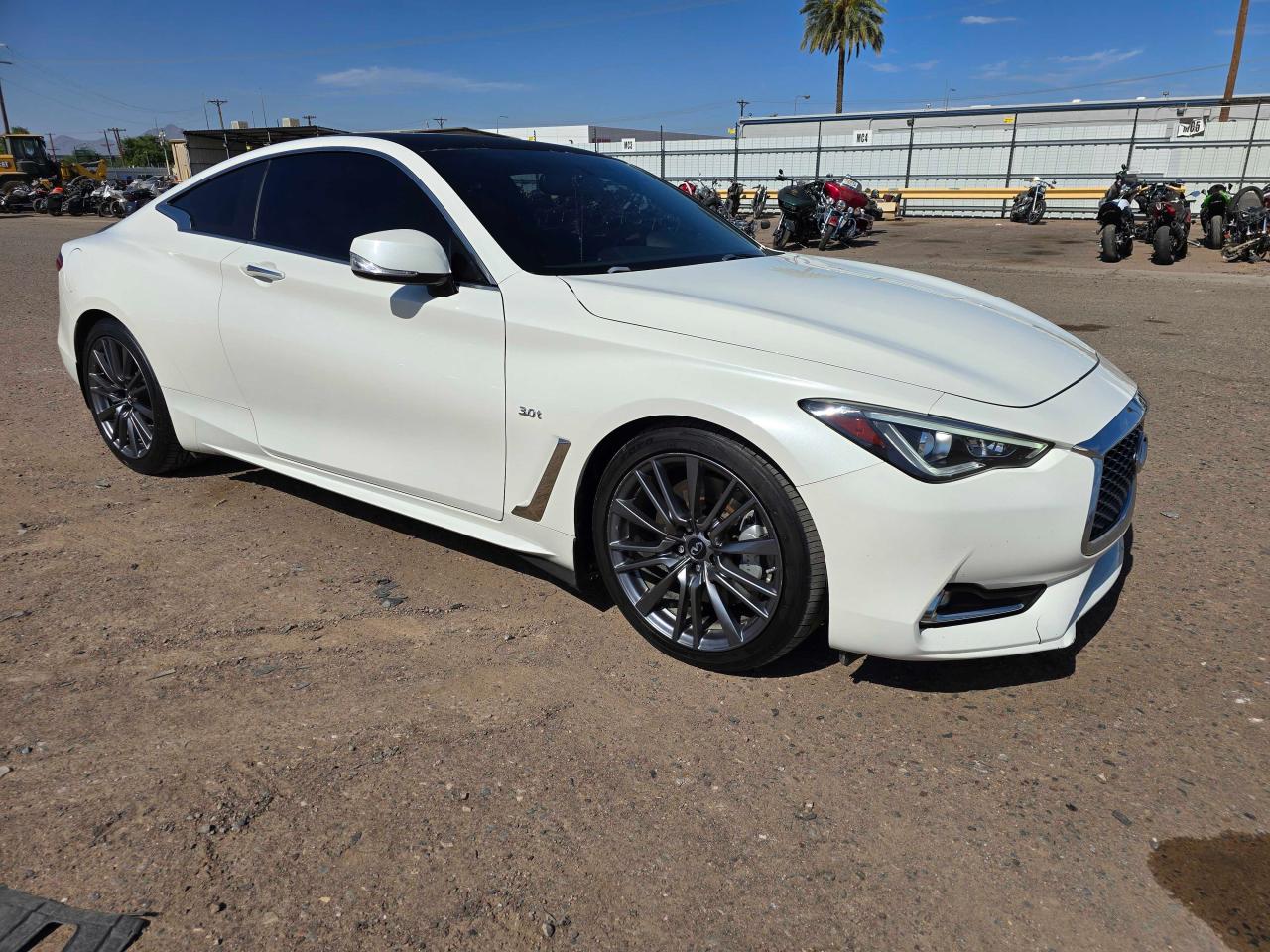 2017 INFINITI Q60 PREMIUM