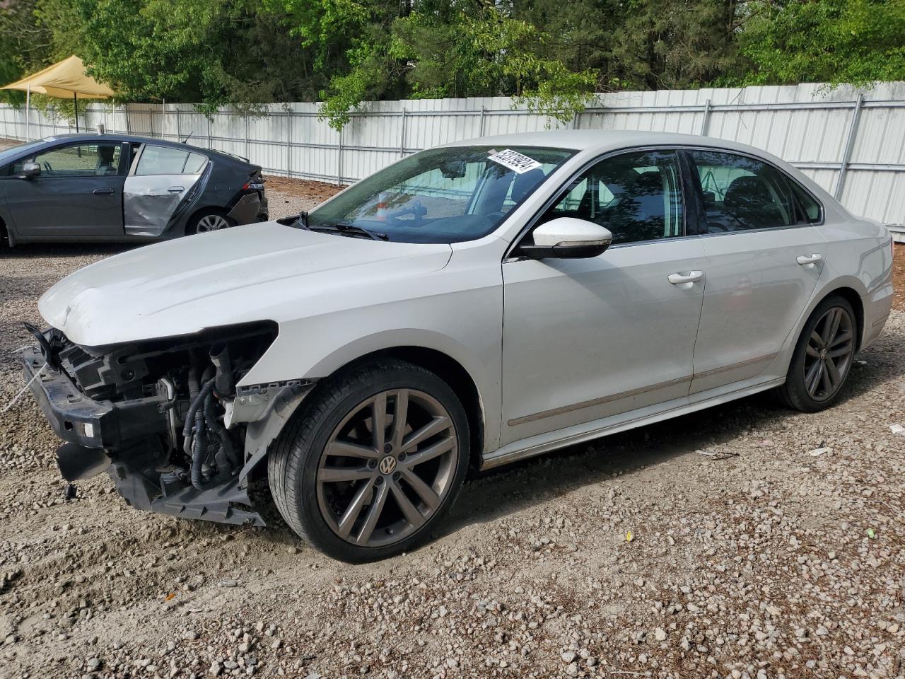 2016 VOLKSWAGEN PASSAT S