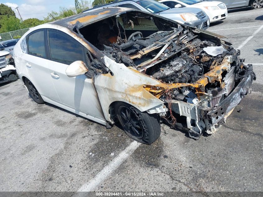 2013 TOYOTA PRIUS THREE