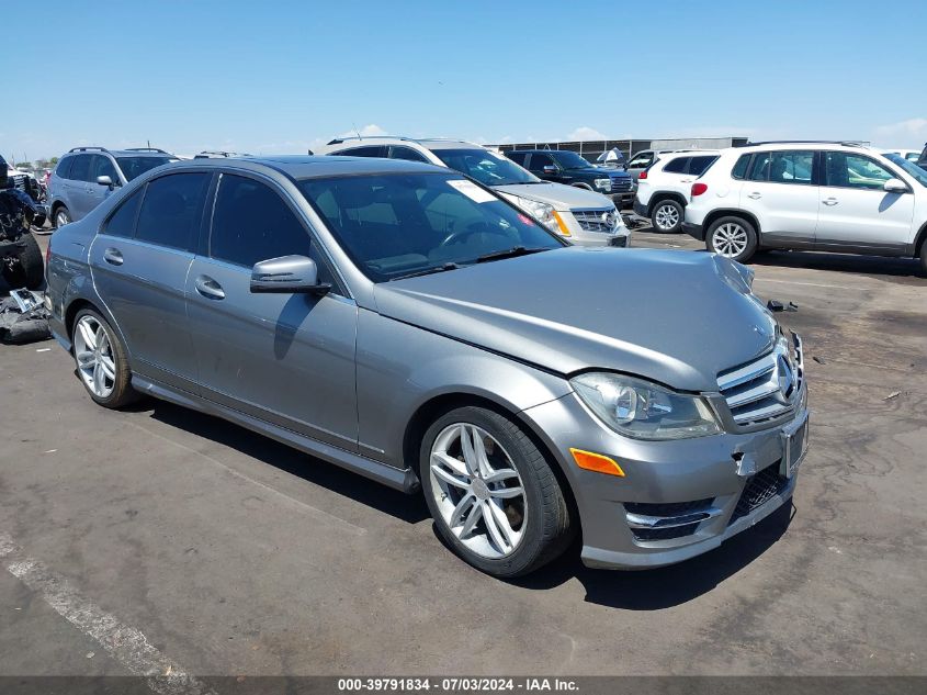 2013 MERCEDES-BENZ C 300 LUXURY 4MATIC/SPORT 4MATIC