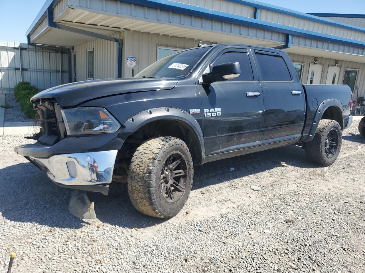 2017 RAM 1500 SLT