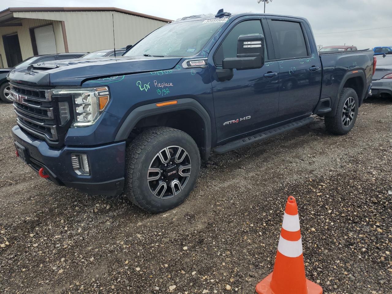 2021 GMC SIERRA K2500 AT4