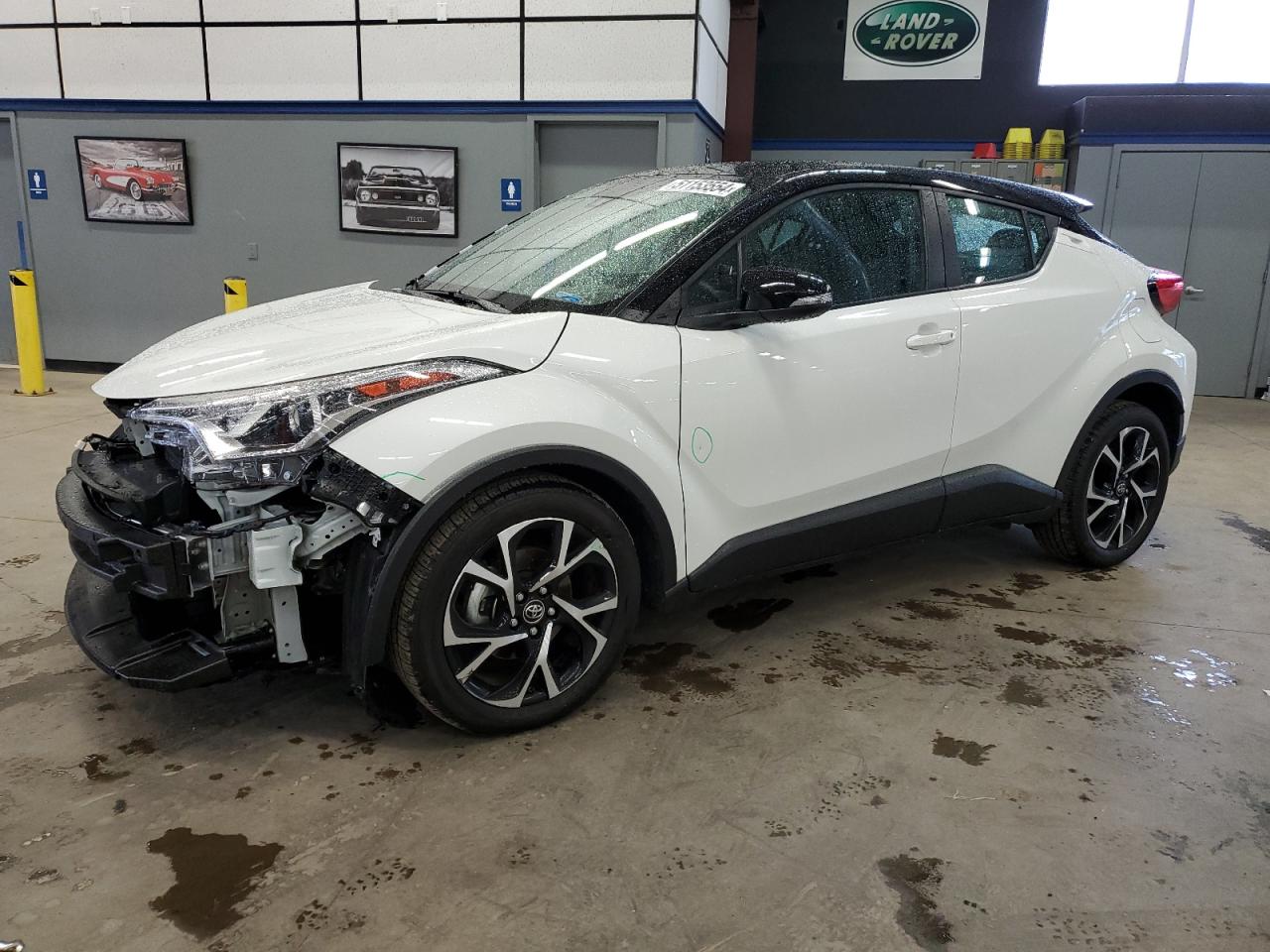 2019 TOYOTA C-HR XLE