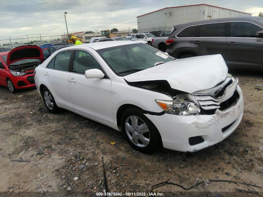 2010 TOYOTA CAMRY LE