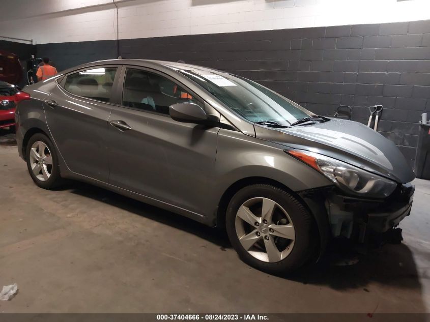 2013 HYUNDAI ELANTRA GLS