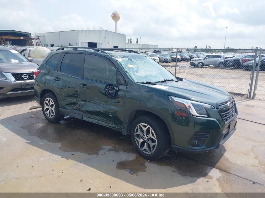 2022 SUBARU FORESTER PREMIUM