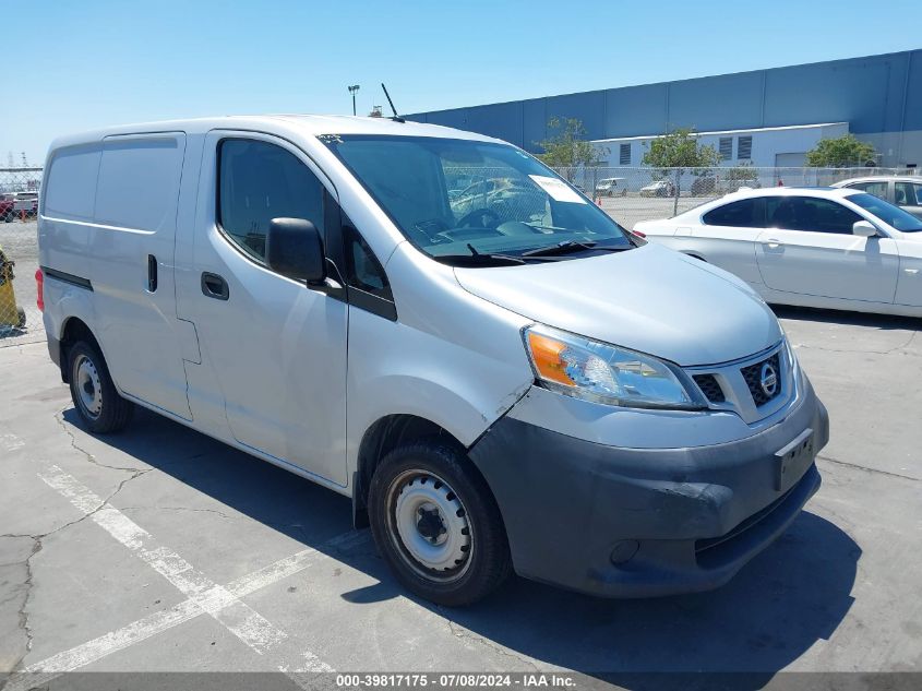 2015 NISSAN NV200 SV