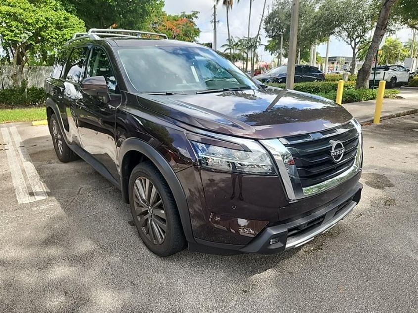 2022 NISSAN PATHFINDER SL