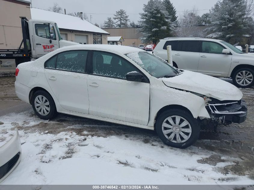 2013 VOLKSWAGEN JETTA 2.0L S