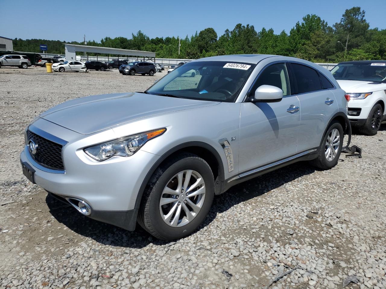 2017 INFINITI QX70