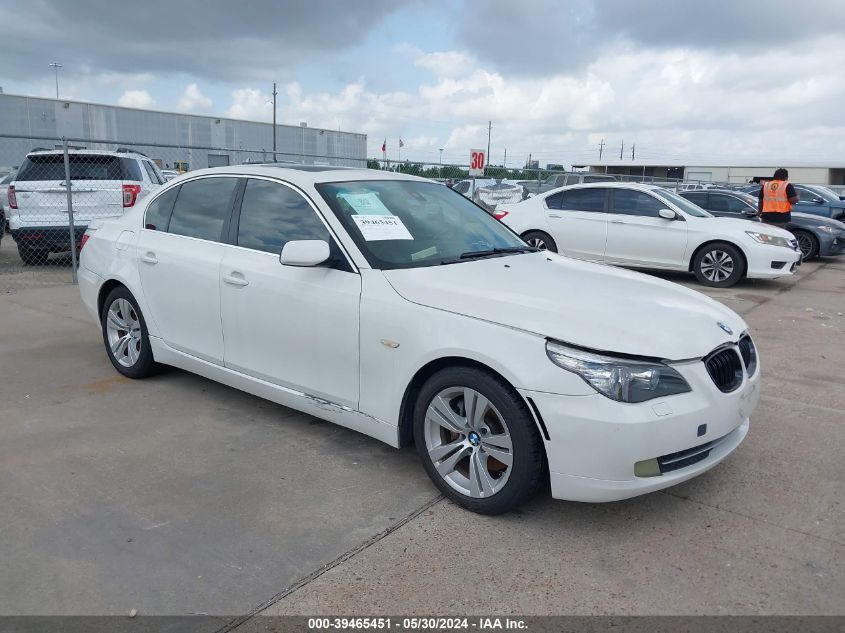 2010 BMW 528I