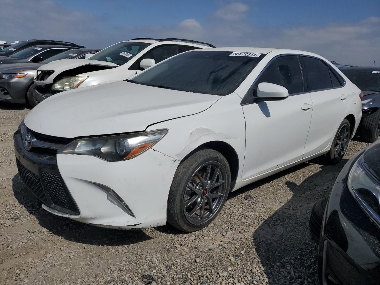 2016 TOYOTA CAMRY LE