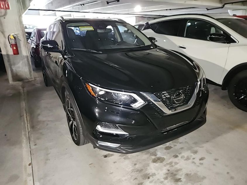 2022 NISSAN ROGUE SPORT SL