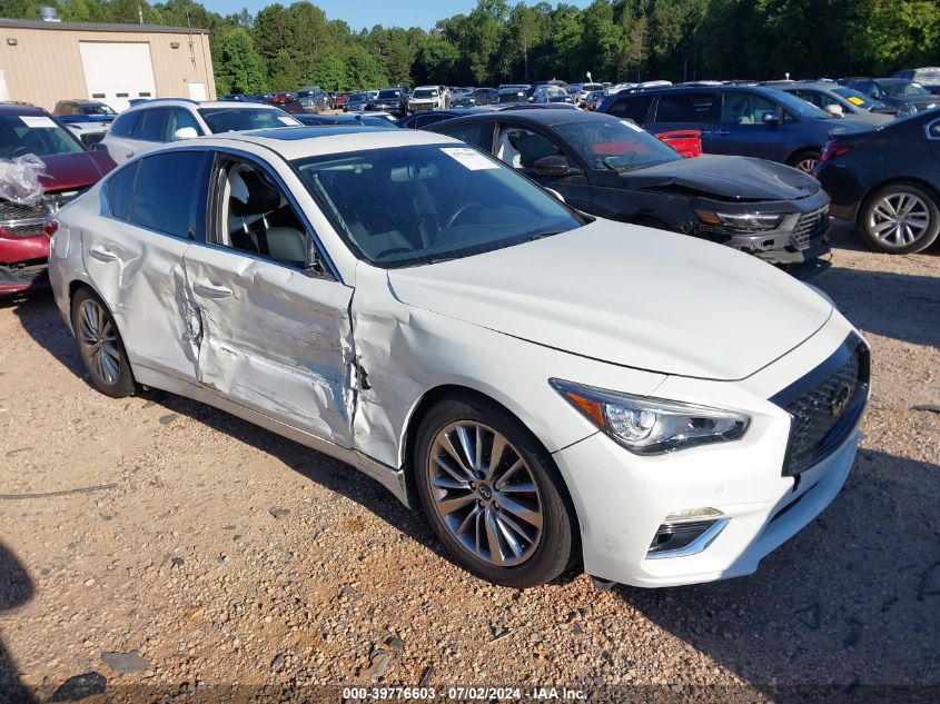 2018 INFINITI Q50 LUXE/SPORT