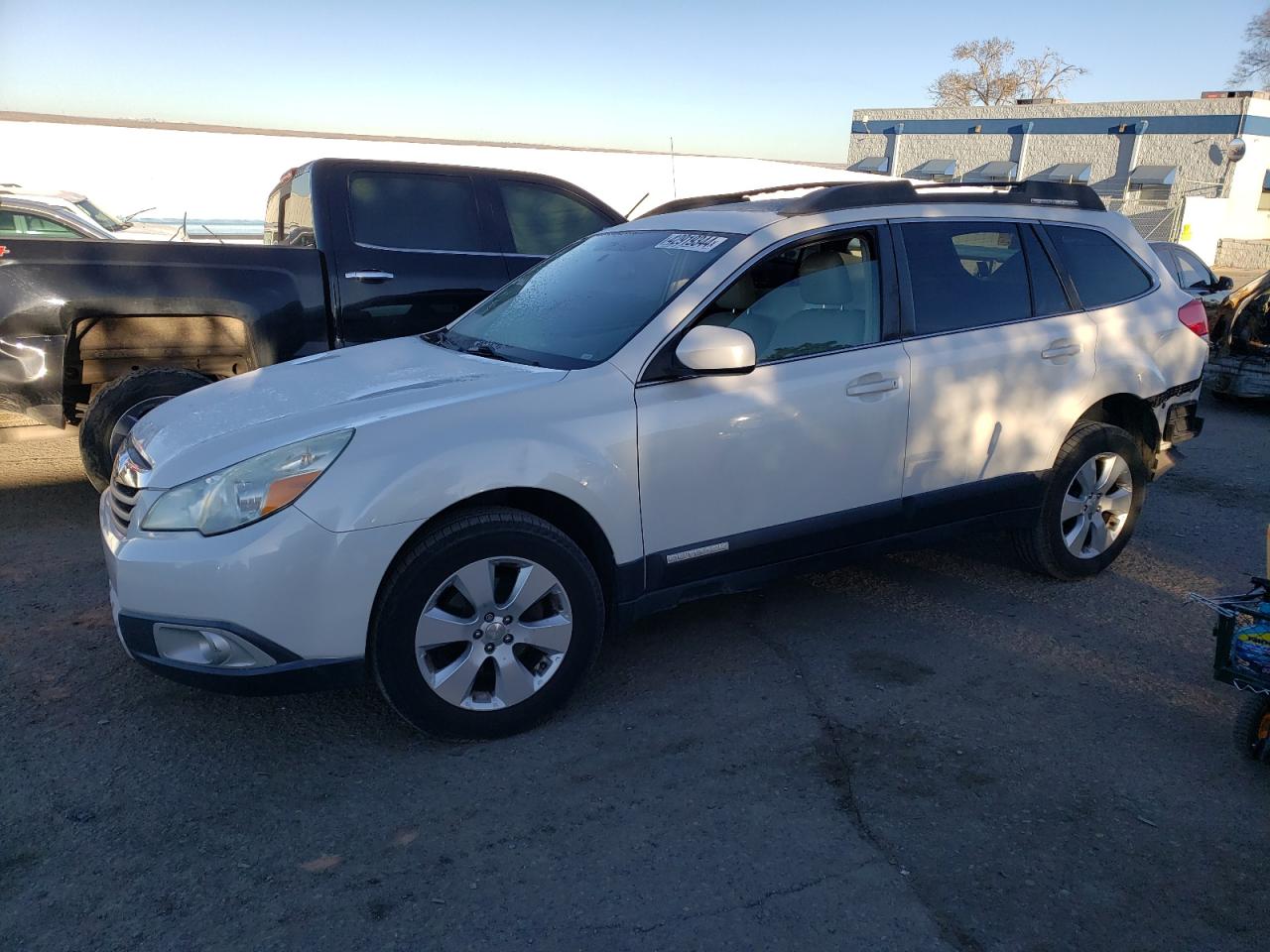 2011 SUBARU OUTBACK 2.5I LIMITED