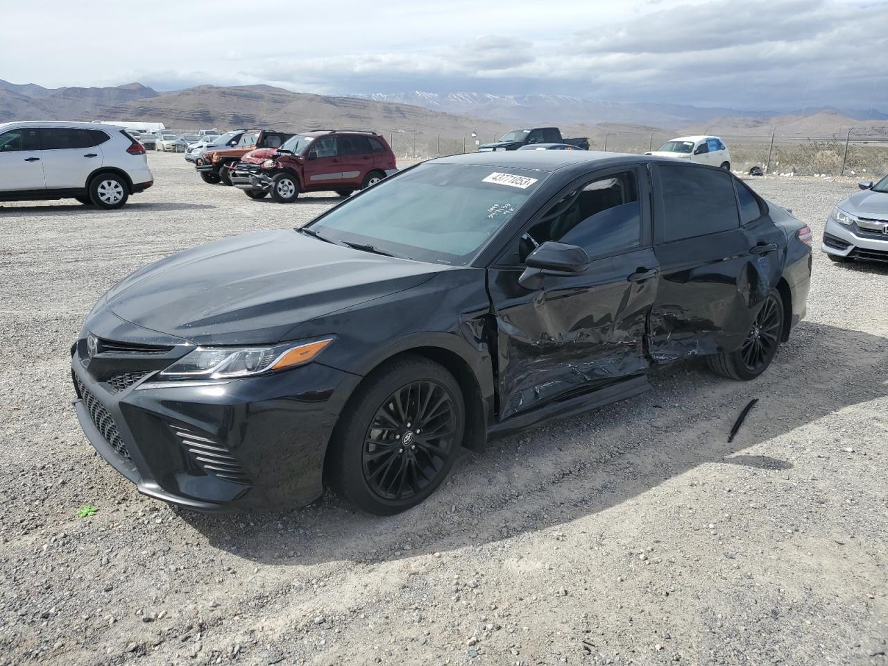 2020 TOYOTA CAMRY SE