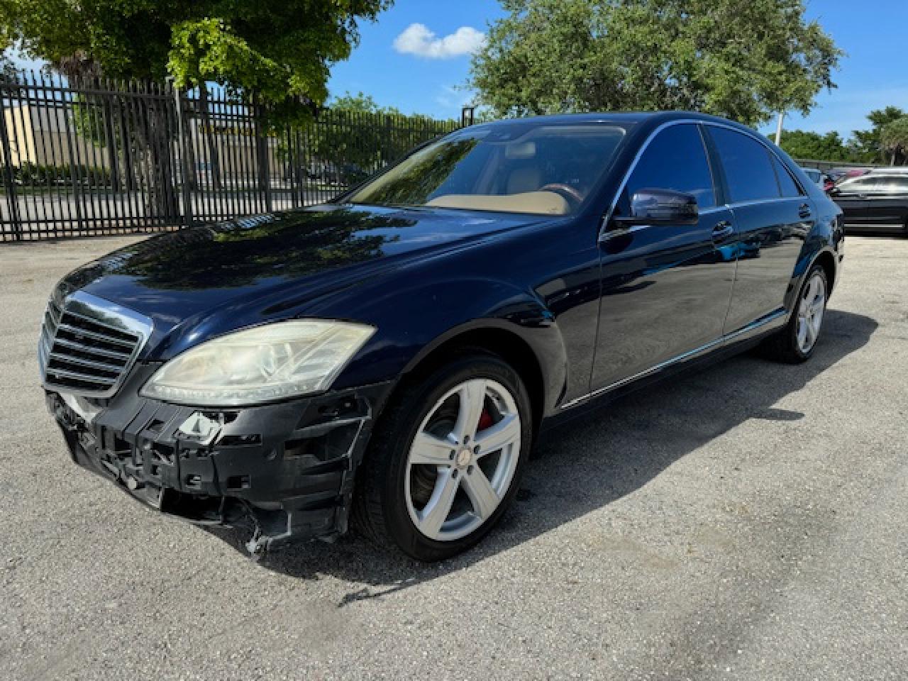 2013 MERCEDES-BENZ S 550