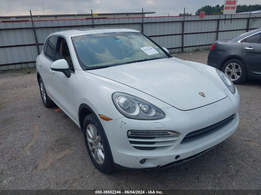 2013 PORSCHE CAYENNE