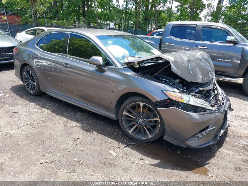 2019 TOYOTA CAMRY XSE