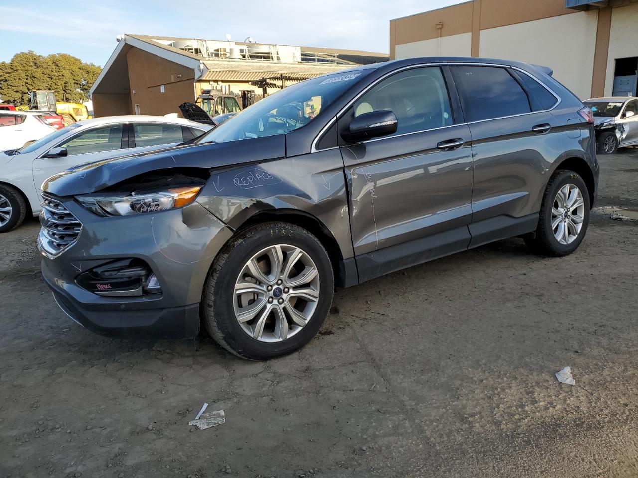 2022 FORD EDGE TITANIUM