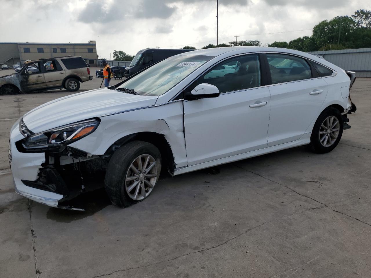 2019 HYUNDAI SONATA SE