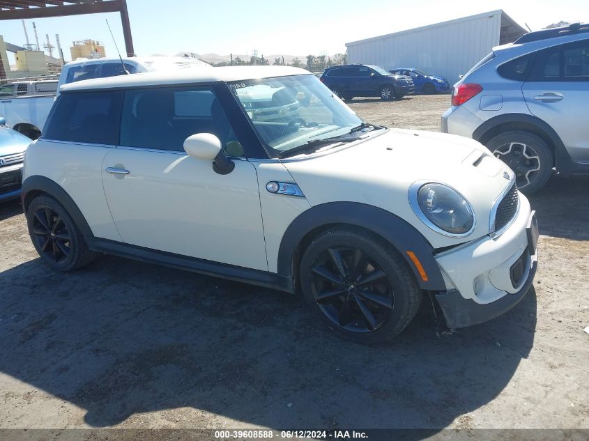 2011 MINI COOPER S