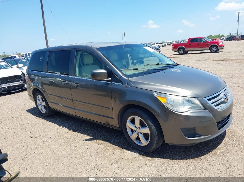 2010 VOLKSWAGEN ROUTAN SE