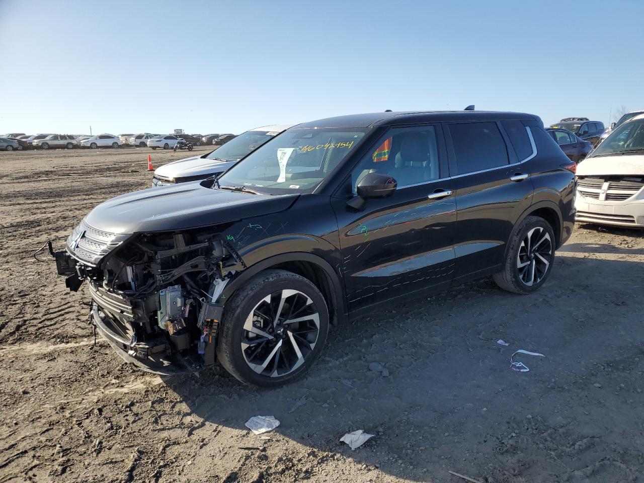 2023 MITSUBISHI OUTLANDER SE