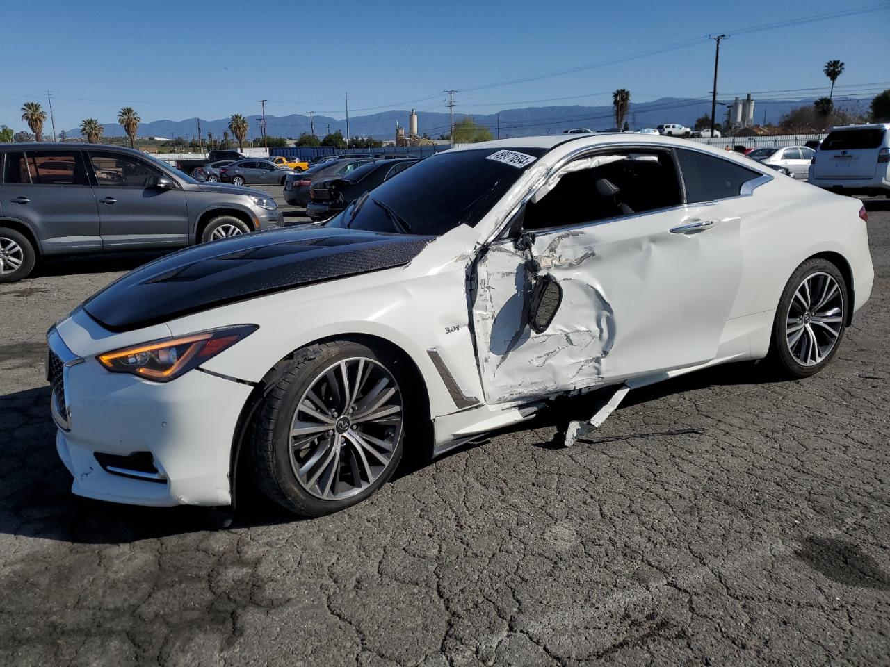 2020 INFINITI Q60 PURE