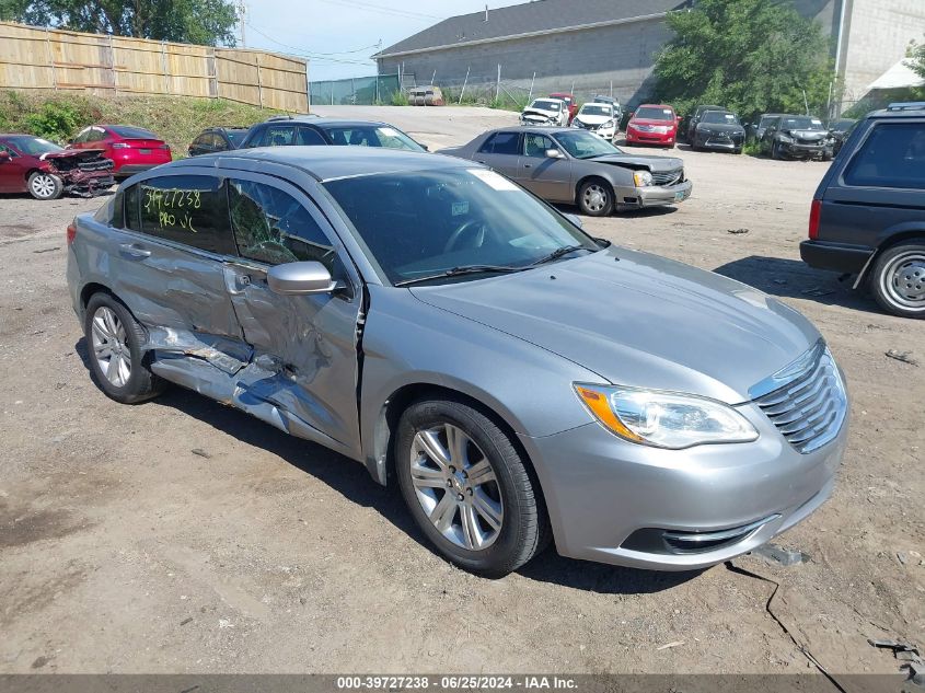 2013 CHRYSLER 200 LX