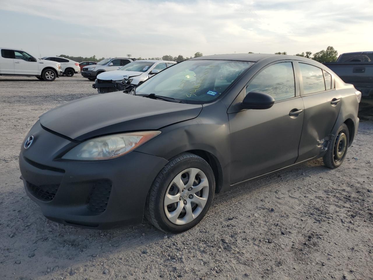 2013 MAZDA 3 I