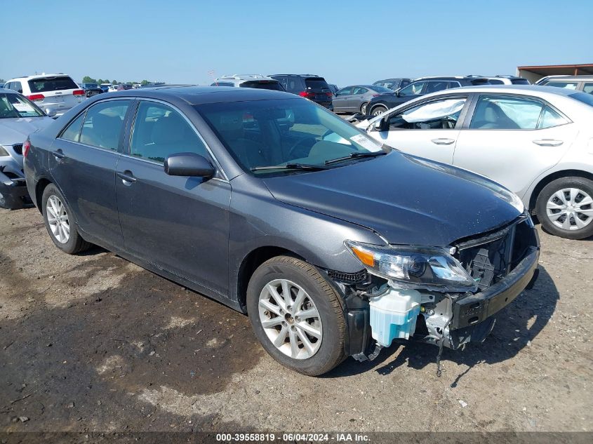 2011 TOYOTA CAMRY XLE V6