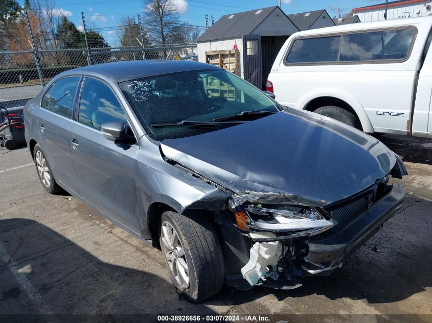 2013 VOLKSWAGEN JETTA 2.5L SE