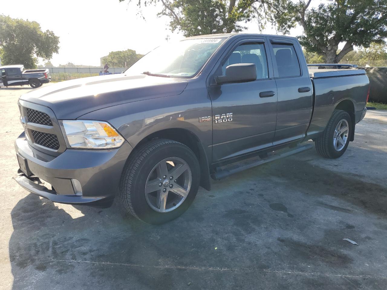 2016 RAM 1500 ST