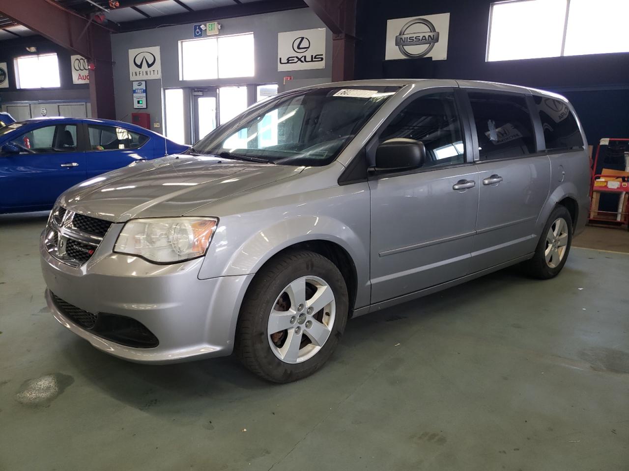 2013 DODGE GRAND CARAVAN SE