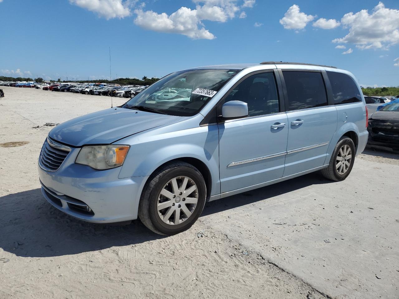 2013 CHRYSLER TOWN & COUNTRY TOURING