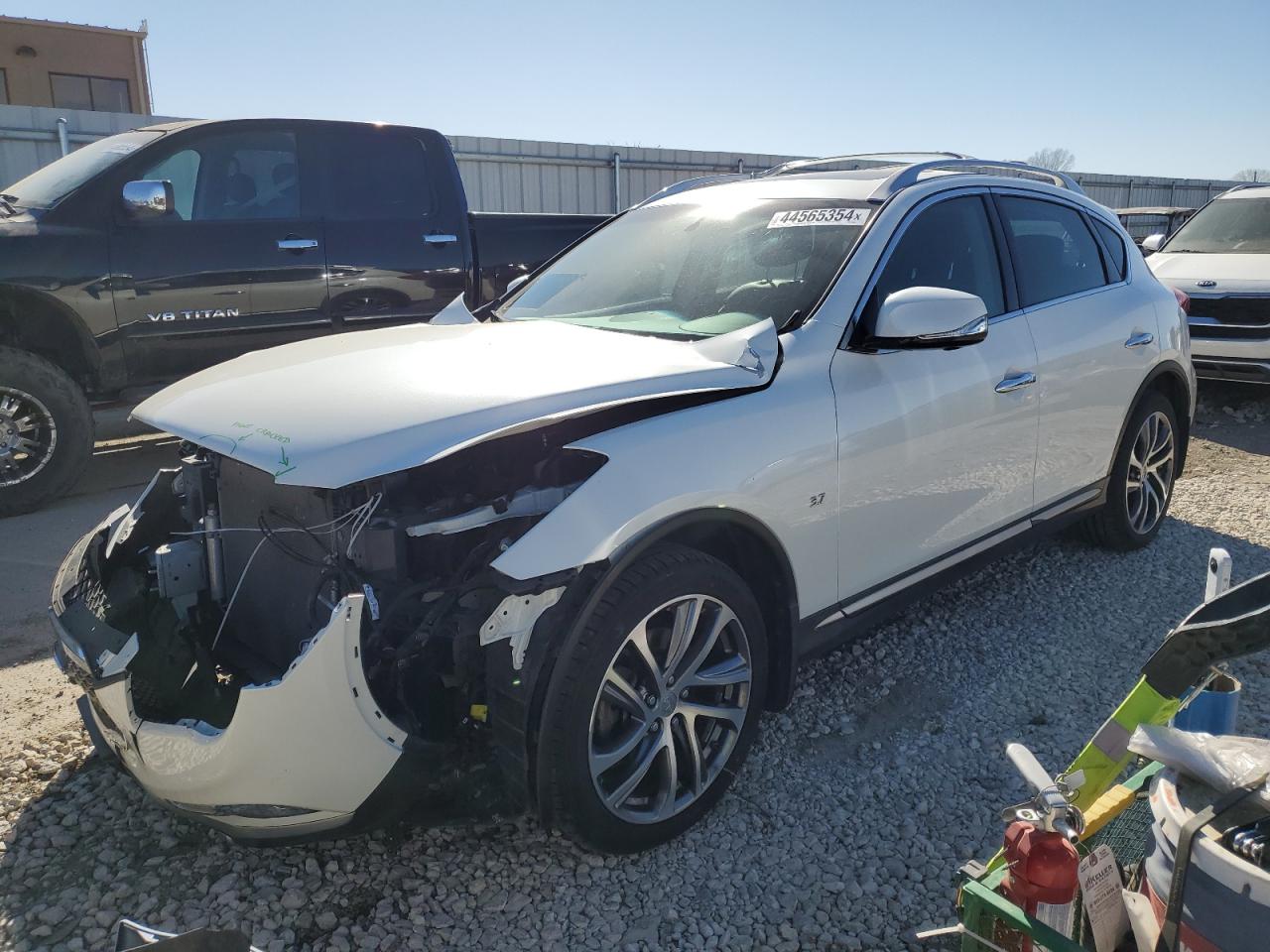 2016 INFINITI QX50